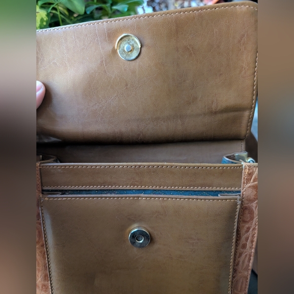 Belle Rose Vintage Leather Crossbody Multi Pocket Organizer Handbag Purse - Picture 10 of 12